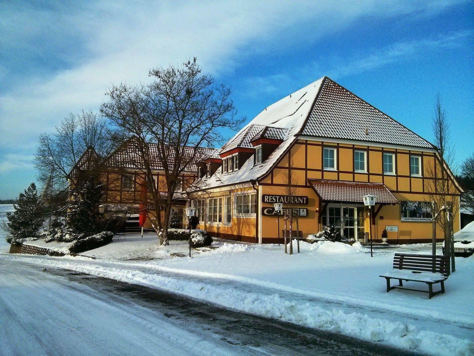 Hotel Rhoner Land Garni - Bed & Breakfast Oberthulba Exterior foto